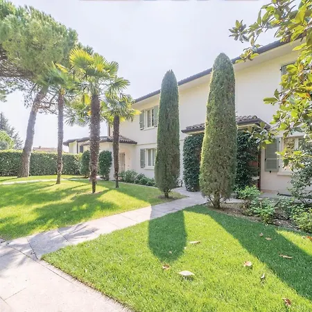 Rosa Del Lago Holiday home *
