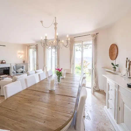 Rosa Del Lago Holiday home